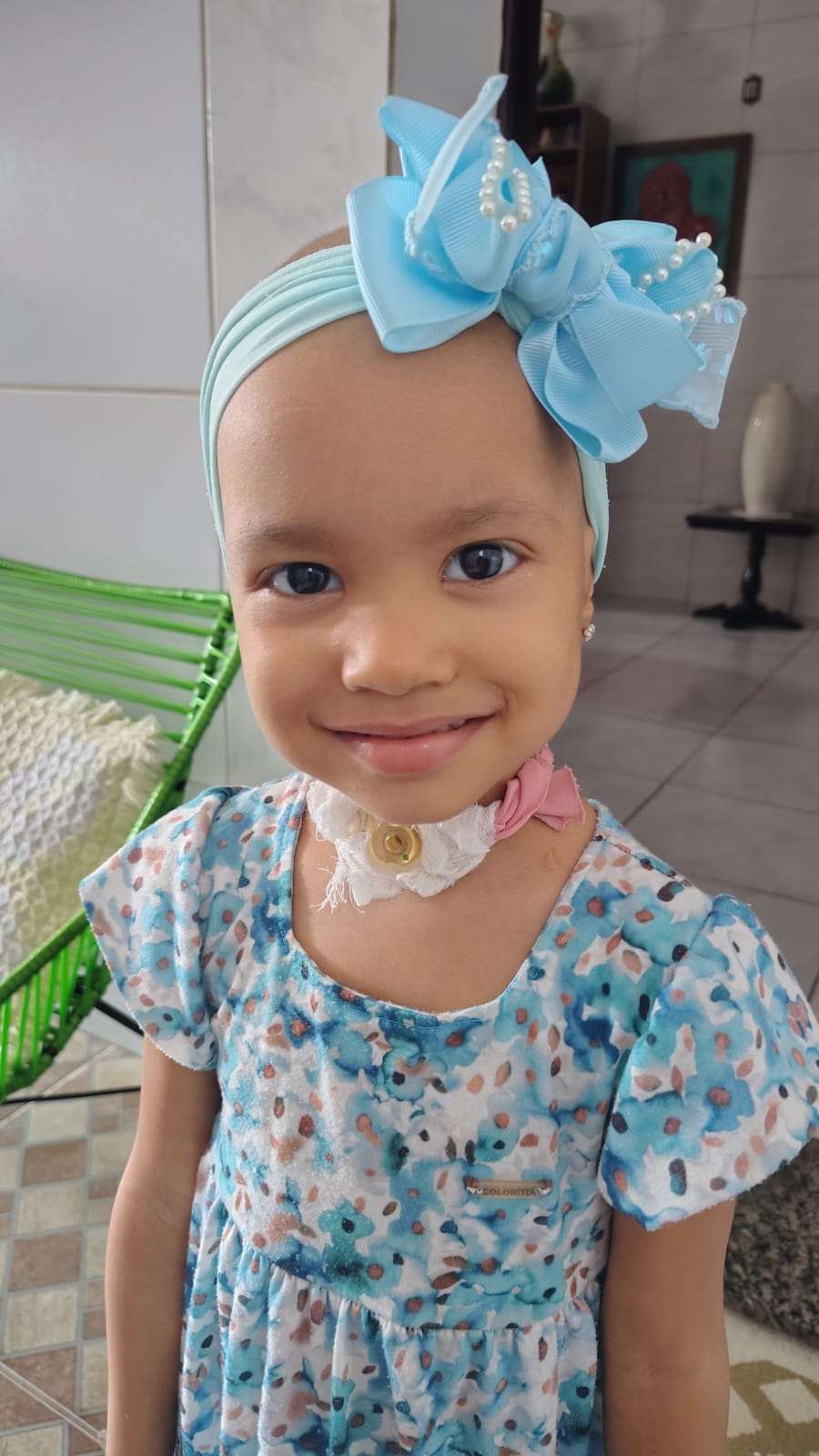 Angélica sorrindo